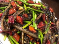 -易老九江湖菜(北滨一路店)