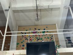 -啸岩馆 Roaring Climbing Gym