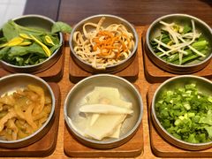 -银米·云南传统过桥米线(双廊黑金冠店)