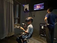 -VR 间客漫·PS电玩·虚拟现实包间游戏电竞(街道口店)