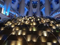 -迪拜帆船酒店海底餐厅