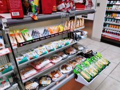 -全家便利店(江湾镇站店)