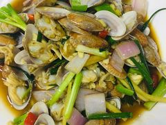 -四川小胡子海鲜(丁村万人海鲜广场店)