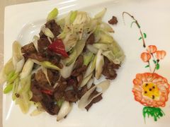 -马尔龙新疆饭店·清真(瑞景店)