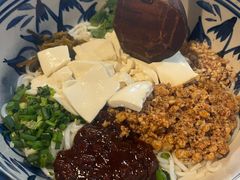 -蜗牛小馆醉乡民谣云南菜(惠新西里店)