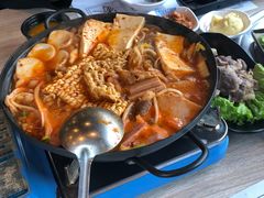 部队火锅-郑阿姨的家·이모네·韩料&烤肉(武川路店)