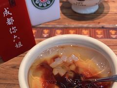 -成都你六姐·牛肉冒菜(上海环宇荟店)