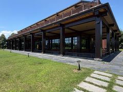 -梁子湖东篱老屋生态庄园