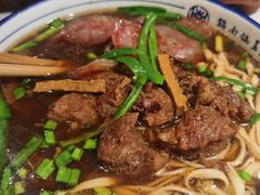 -镇南锅盖面馆(解放路店)