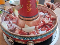 -毛辣果·贵州红酸汤牛肉火锅(西单店)