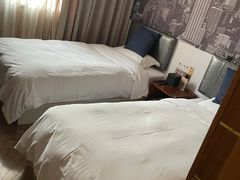 -速8精选酒店(北京工体三里屯春秀路店)