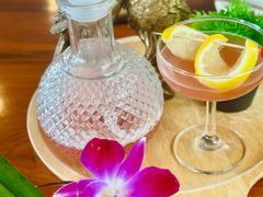 -Chom Cafe and Restaurant