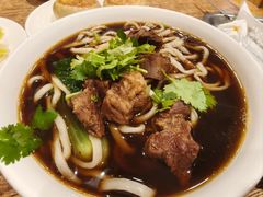 -清真吴记门钉肉饼·喜多利