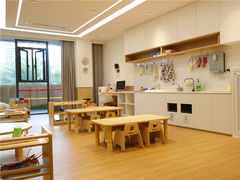 -Nice mama奈思妈妈婴幼儿托育中心(海峡社区店)
