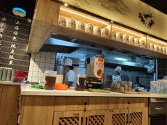 -馋三尺蟹粉小笼(人民广场店)