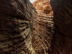 -天山神秘大峡谷