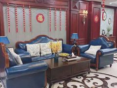 -水尚丽都