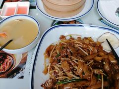 干炒牛肉河粉-香港新记茶餐厅(湖墅南路店)