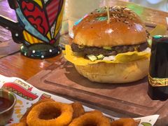 -Famous肥猫墨西哥音乐餐吧(五棵松华熙LIVE店)