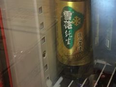 雪花啤酒-红胖胖龙虾王·本地菜