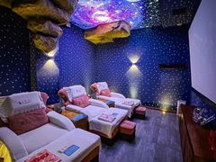 -秘地·影院式足浴SPA(凤三旗舰店)