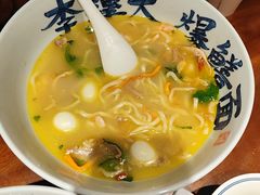 -李犟大爆鳝面·手工蟹黄包(湖滨西湖店)