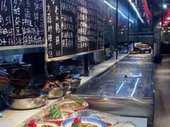 -廖师傅大蒜炒腊肉(袁家岭店)