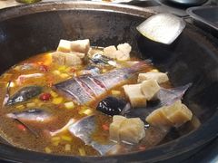 -屯老二农家铁锅炖·行业领军者(梅江店)