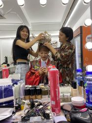 -乐默婚纱摄影工作室