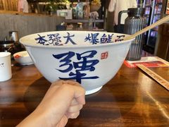 -李犟大爆鳝面·手工蟹黄包(湖滨西湖店)