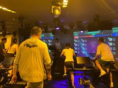 -TANGO LIVEHOUSE动感单车(巴黎春天店)