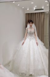 -拉瑞娜LaReine婚纱礼服高级定制