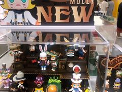 -泡泡玛特POPMART(杭州乐堤港店)