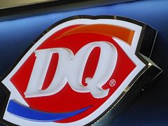 -DQ·蛋糕·冰淇淋(南开大悦城2F店)