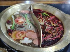 -锦城院坝老火锅