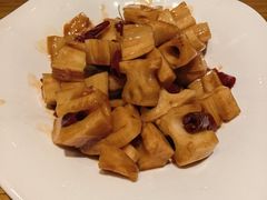 -泉畔人家·老济南经典鲁菜(大明湖店)