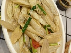 清炒藕带-四妹餐厅(玫瑰街店)