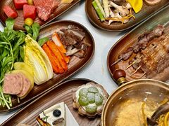 -云顶旋转自助景观餐厅