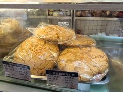 -白玉兰食品甜凤店(合生汇店)