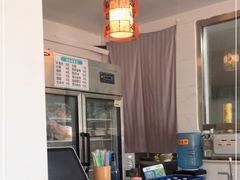 大堂-门框胡同百年卤煮(杨庄路店)