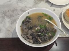 -尹记门钉肉饼(丰台站店)