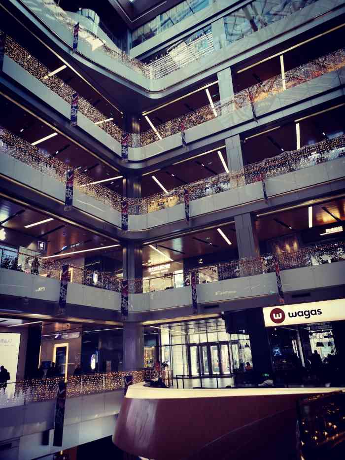 中海环宇荟购物中心-"地铁安贞门站直通商场内,整体面积不大,地.