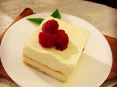 洛林雪芝士@燕庭-燕庭·纯燕窝·甜品下午茶(南京西路店)