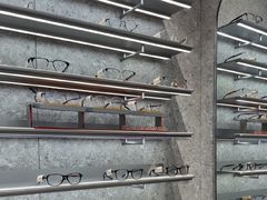 -MUJOSH木九十眼镜(月星环球港B1店)