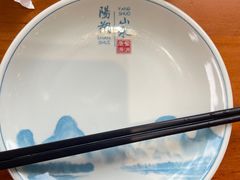 -梁姐啤酒鱼(兴坪古镇店)