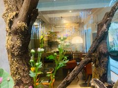 -乐领拈花溪·林涧食韵