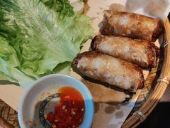 -大头虾越式风味餐厅(光明广场店)