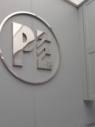 -PE SALON
