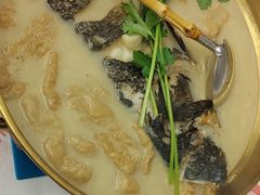 豆腐条子炖鱼头-堂瓦里·33年传统赣菜(第一街区店)