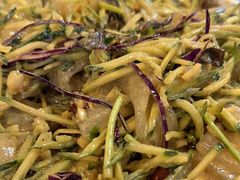 -鑫渔港海鲜本地菜·山海关浑锅(东戴河店)